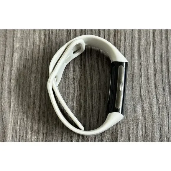 Fitbit Charge 6 Fitness Tracker Black